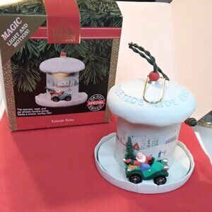 1992 Hallmark Keepsake Yuletide Rider Magic Light in motion Xmas Ornament